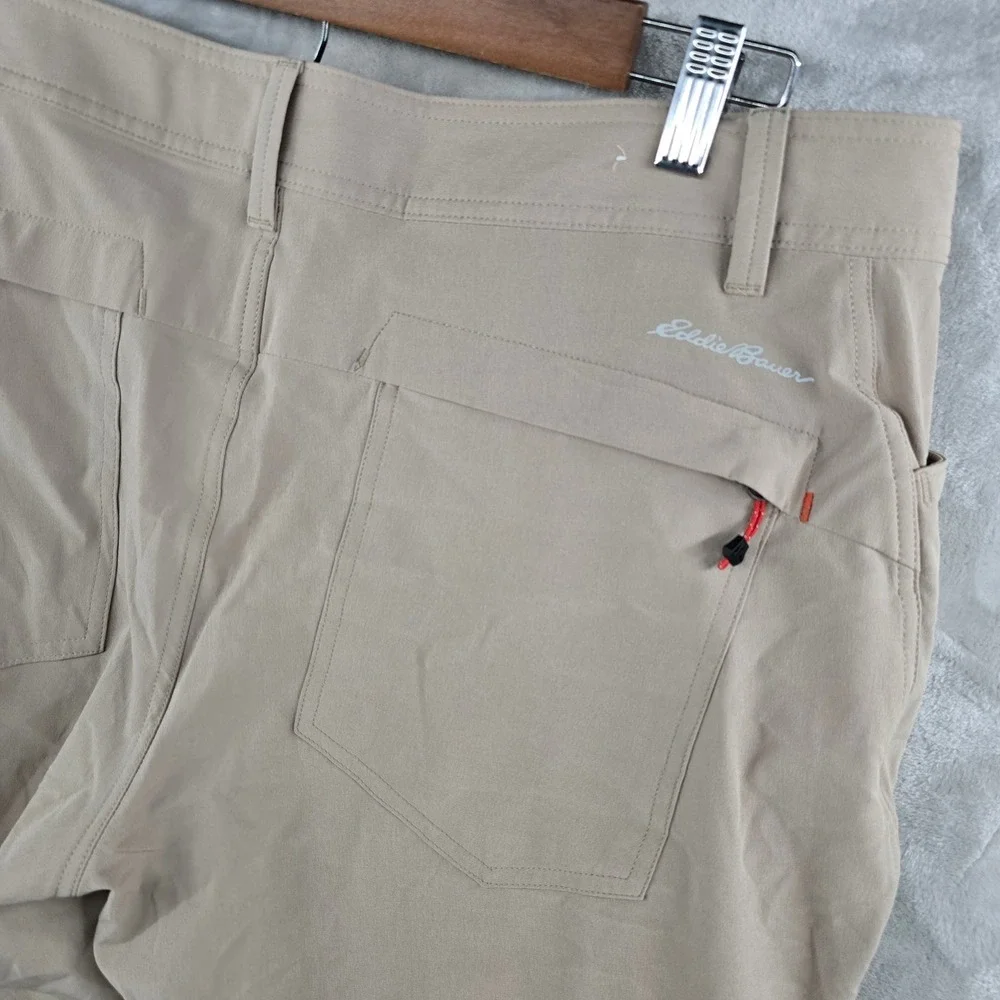 Eddie Bauer Men 36x32 Tan Bamboo Motion Pants Hiking Outdoor Perforated Khaki